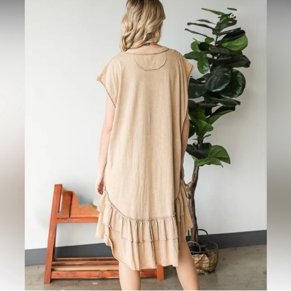 Oli & Hali Tan Ruffle Hem Dress - Picture 6 of 7